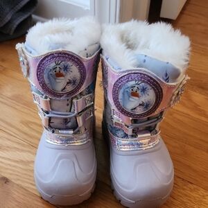 Frozen Kids Snow Boots with Olaf Design - Purple and White